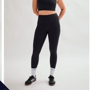 NWT Girlfriend Collective Black Compressive High-Rise Legging gym athletic
